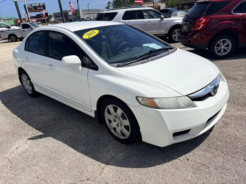 2011 Honda Civic 8th Gen - Image 3 of 19