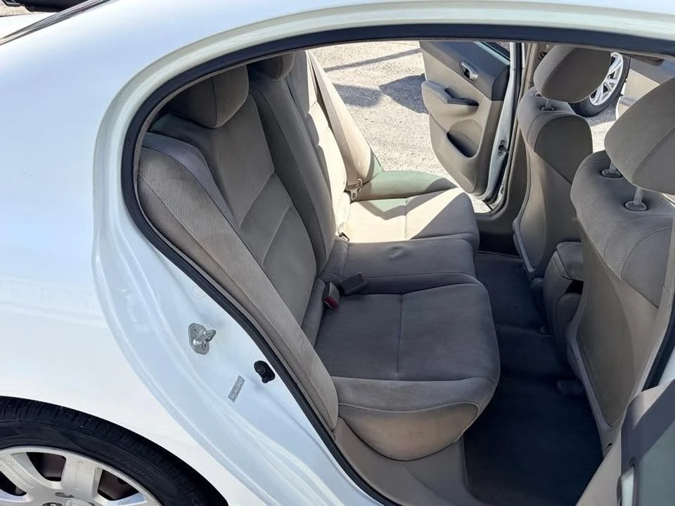 2011 Honda Civic 8th Gen - Image 12 of 19
