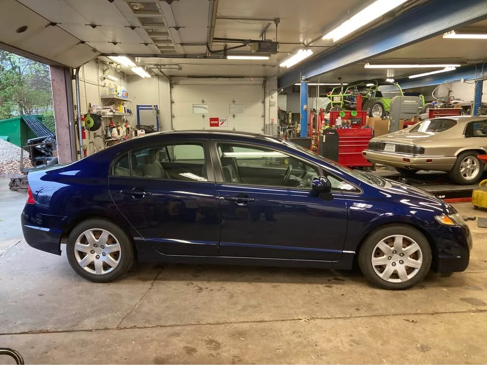 2011 Honda Civic 8th Gen - Image 6 of 13