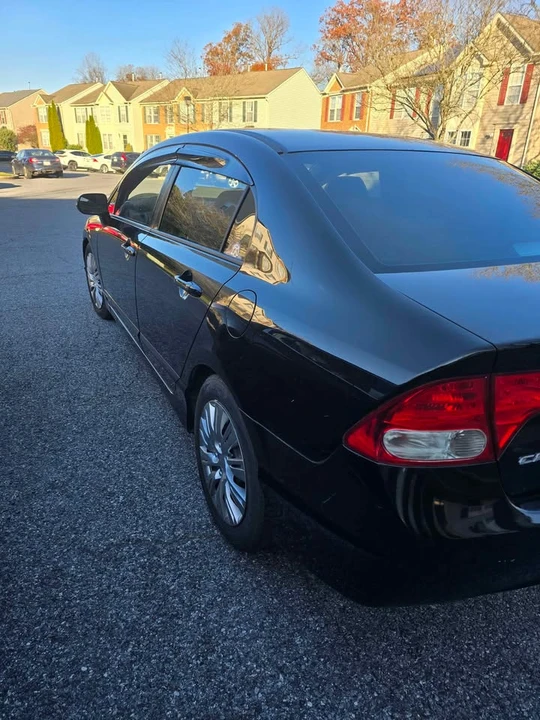 2011 Honda Civic 8th Gen - Image 5 of 6