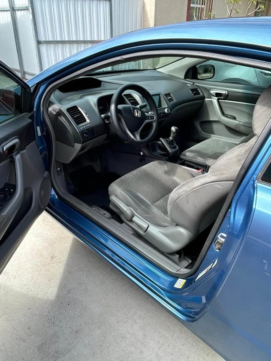 2011 Honda Civic 8th Gen - Image 7 of 9