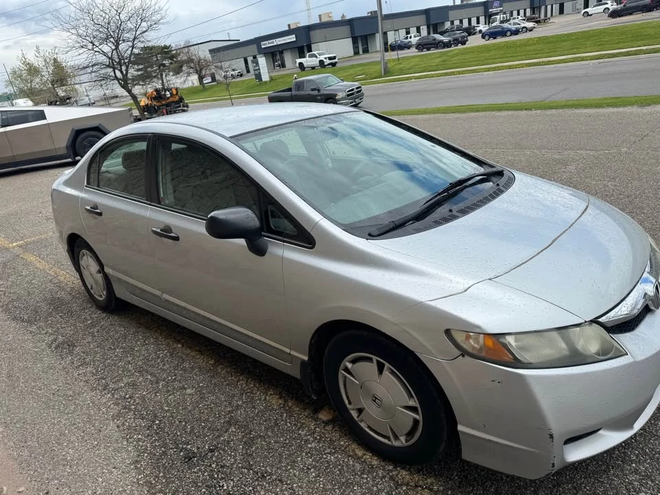 2011 Honda Civic 8th Gen - Image 3 of 10