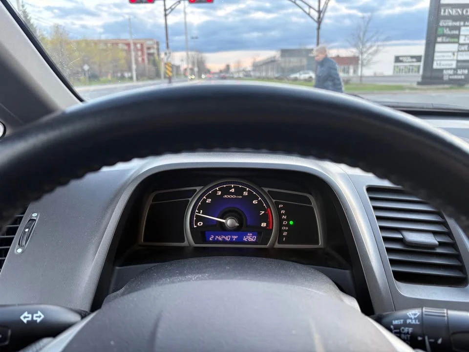 2011 Honda Civic 8th Gen - Image 6 of 10
