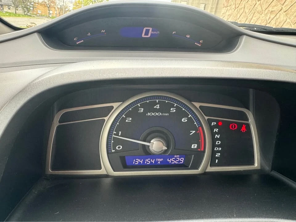 2011 Honda Civic 8th Gen - Image 6 of 10
