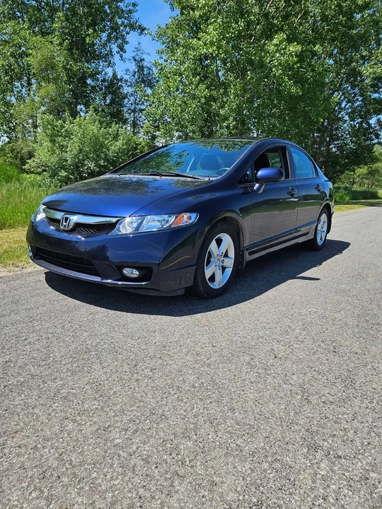 2011 Honda Civic 8th Gen - Image 8 of 15