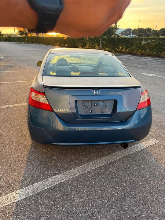 2011 Honda Civic 8th Gen - Image 11 of 18