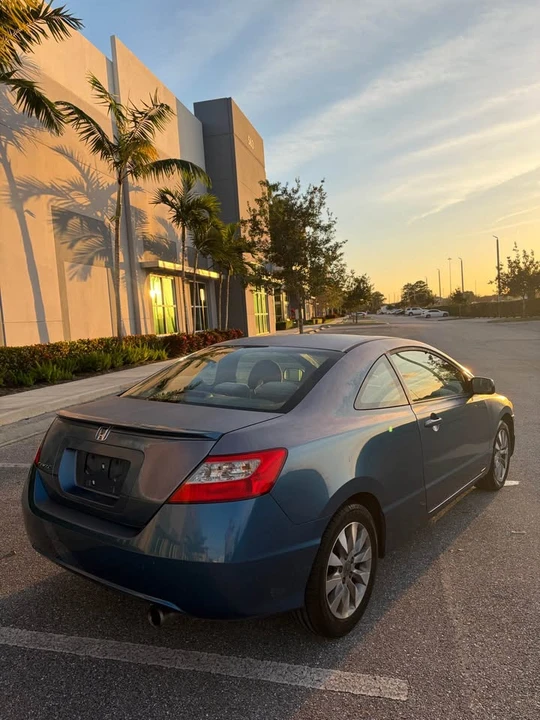 2011 Honda Civic 8th Gen - Image 15 of 18