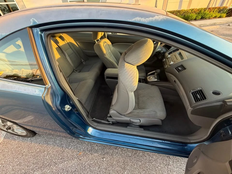 2011 Honda Civic 8th Gen - Image 9 of 18