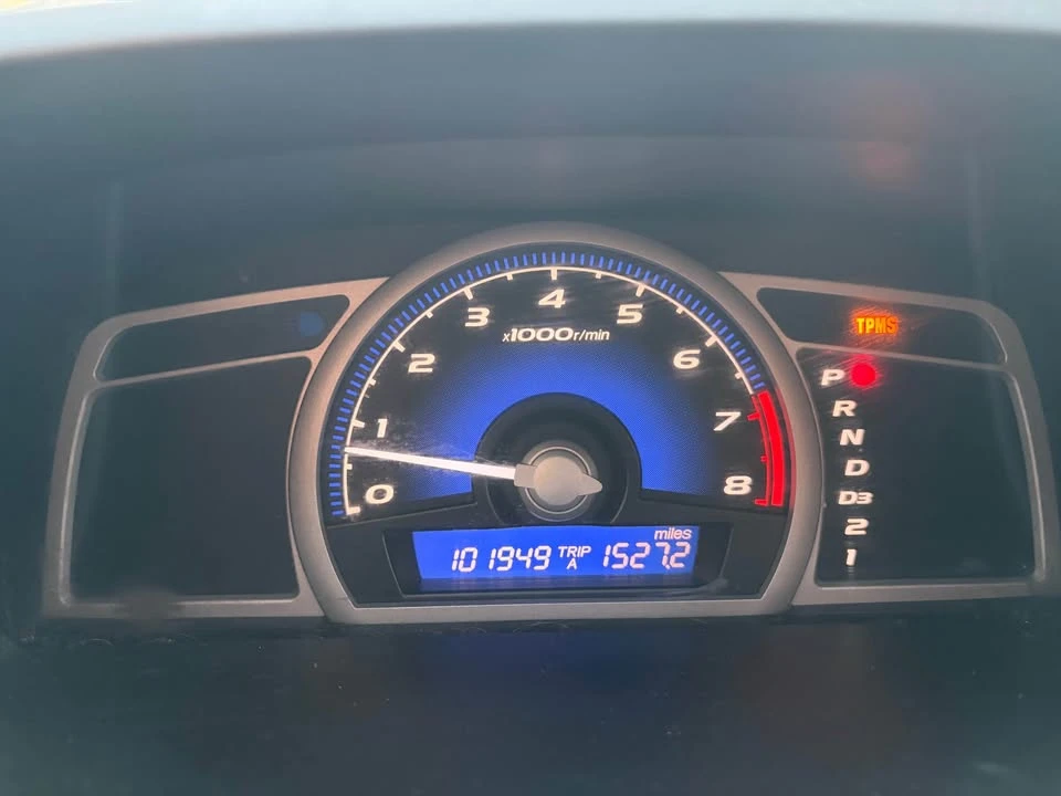 2011 Honda Civic 8th Gen - Image 2 of 18