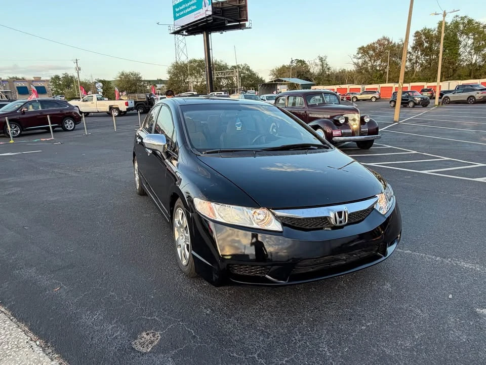 2011 Honda Civic 8th Gen - Image 5 of 8
