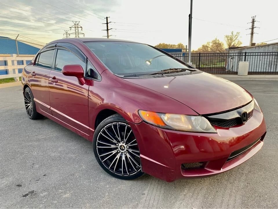 2011 Honda Civic 8th Gen - Image 8 of 19