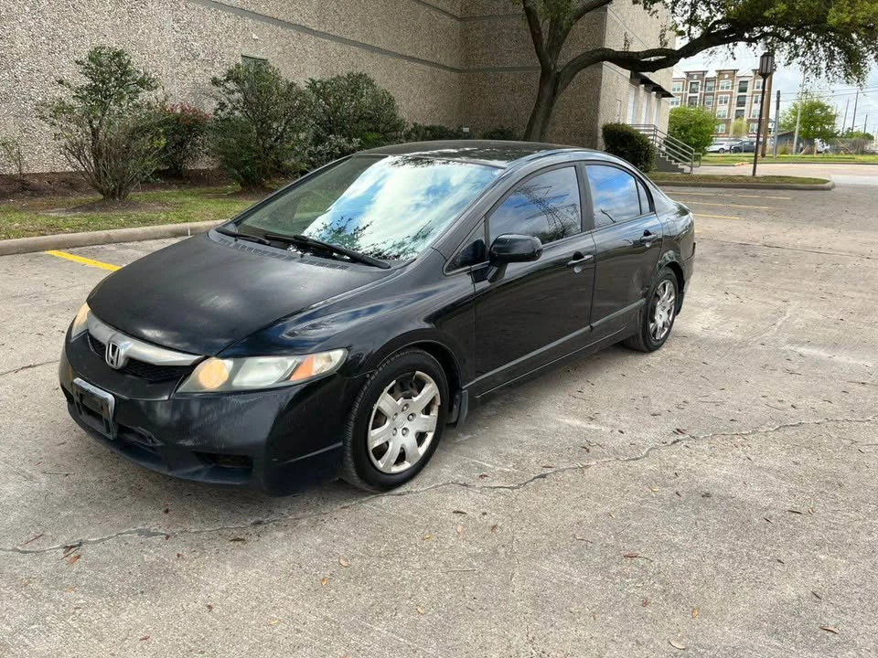 2011 Honda Civic 8th Gen - Image 4 of 15