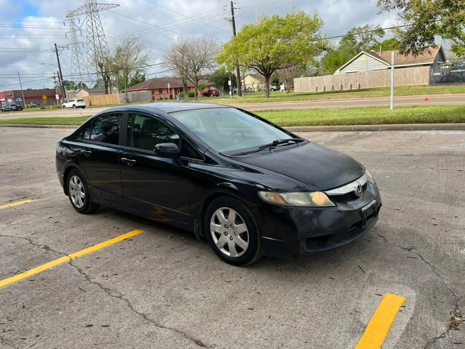 2011 Honda Civic 8th Gen - Image 5 of 15