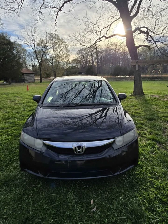 2011 Honda Civic 8th Gen - Image 4 of 6