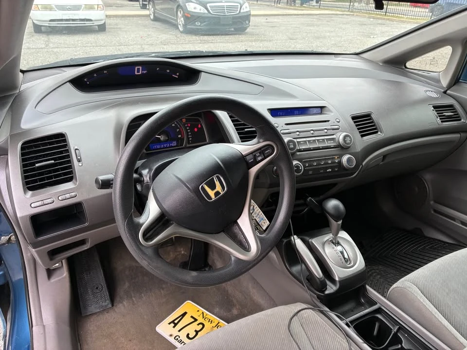 2011 Honda Civic 8th Gen - Image 5 of 7