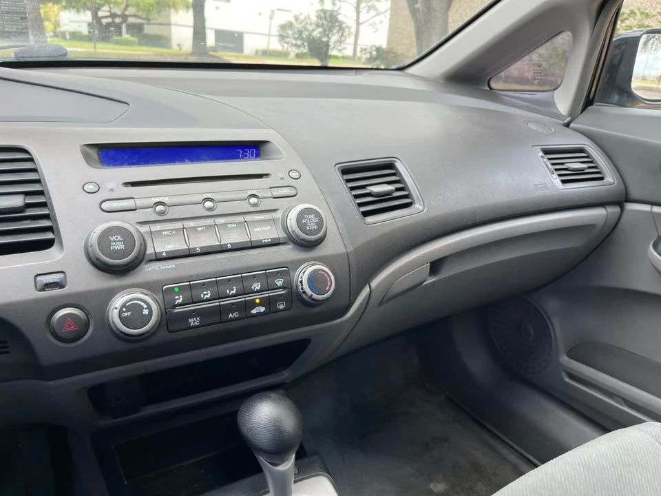 2011 Honda Civic 8th Gen - Image 14 of 15