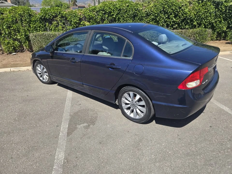 2011 Honda Civic 8th Gen - Image 5 of 10