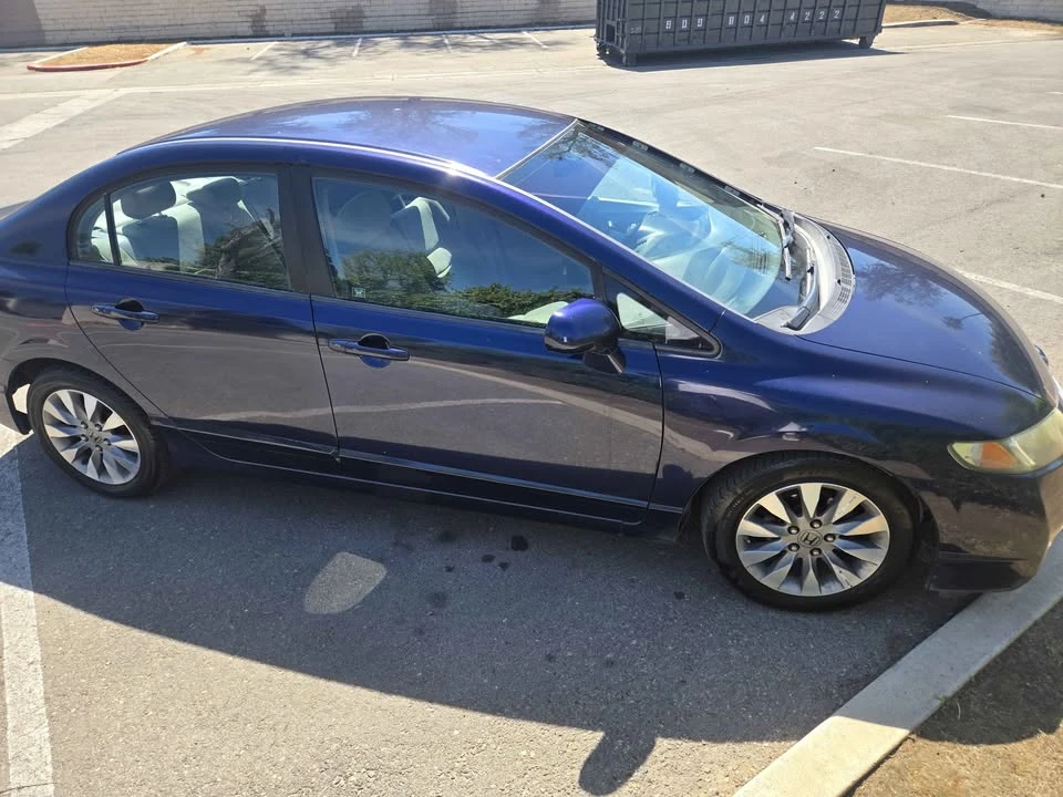 2011 Honda Civic 8th Gen - Image 3 of 10