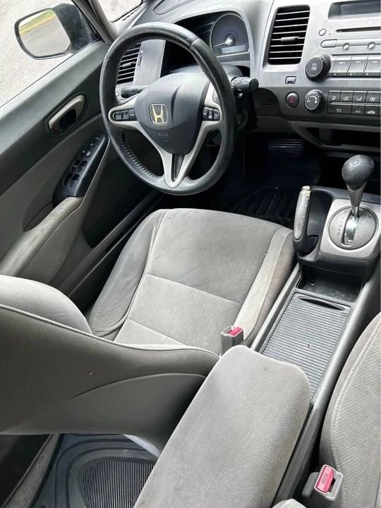 2011 Honda Civic 8th Gen - Image 13 of 17