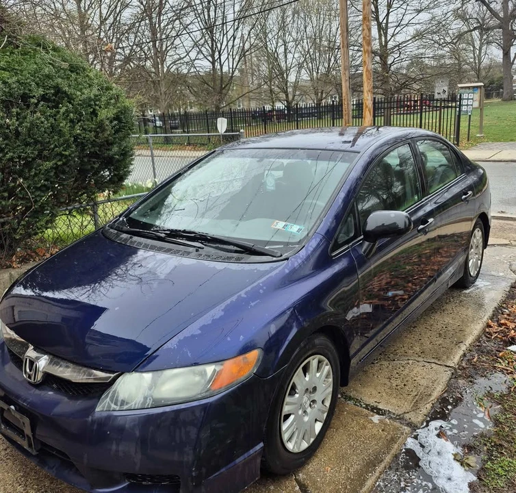 2011 Honda Civic 8th Gen - Image 4 of 6