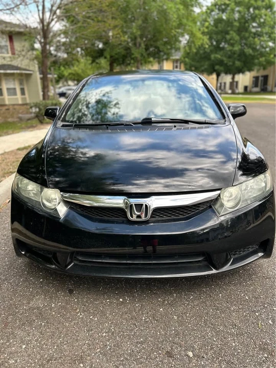2011 Honda Civic 8th Gen - Image 7 of 17