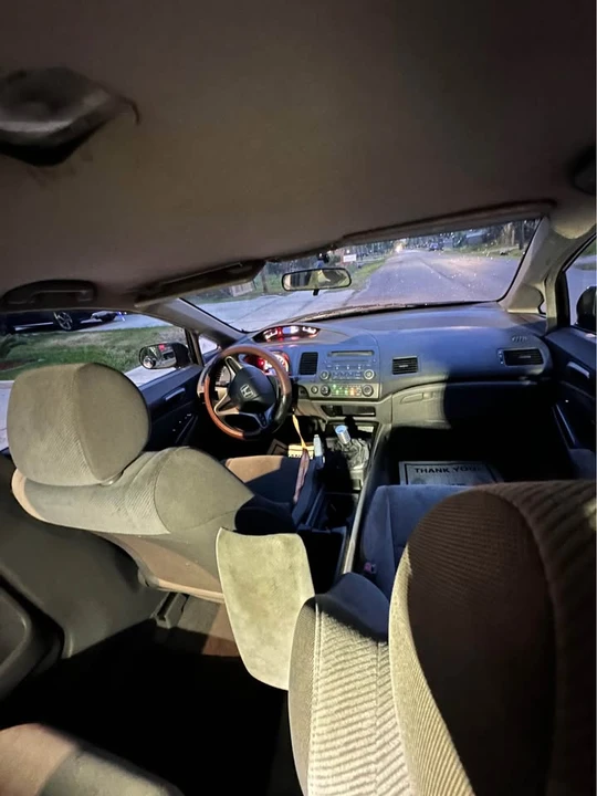 2011 Honda Civic 8th Gen - Image 5 of 7