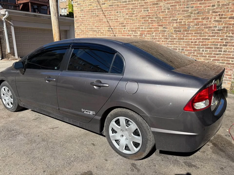 2011 Honda Civic 8th Gen - Image 6 of 11