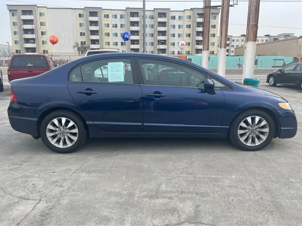 2011 Honda Civic 8th Gen - Image 5 of 19