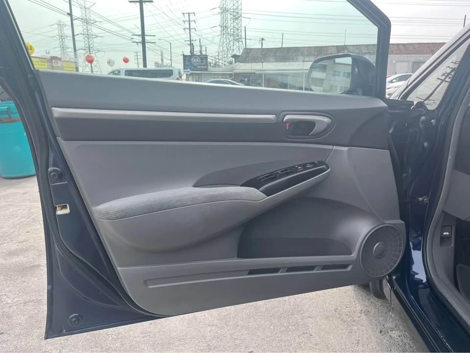 2011 Honda Civic 8th Gen - Image 6 of 19