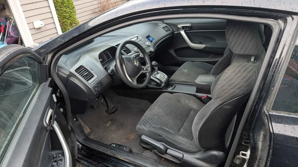 2011 Honda Civic 8th Gen - Image 3 of 6