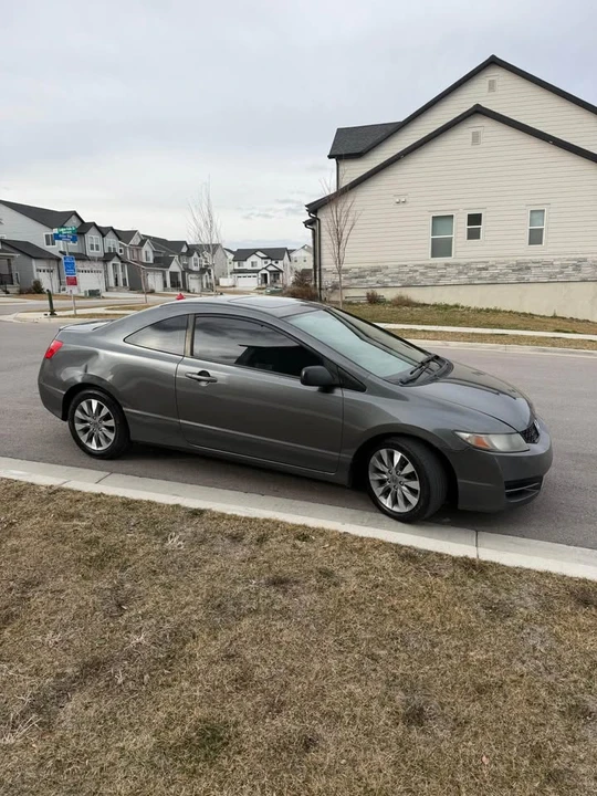 2011 Honda Civic 8th Gen - Image 11 of 14