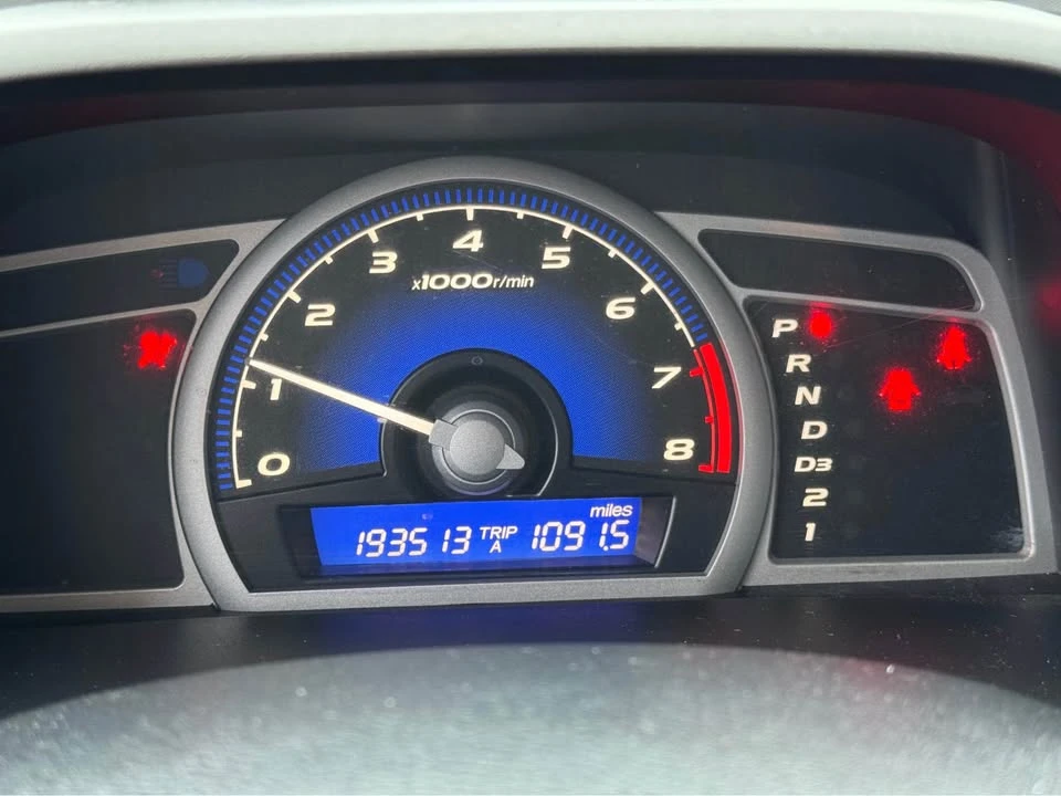 2011 Honda Civic 8th Gen - Image 9 of 10