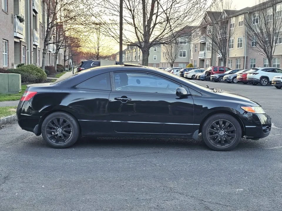 2011 Honda Civic 8th Gen - Image 3 of 20