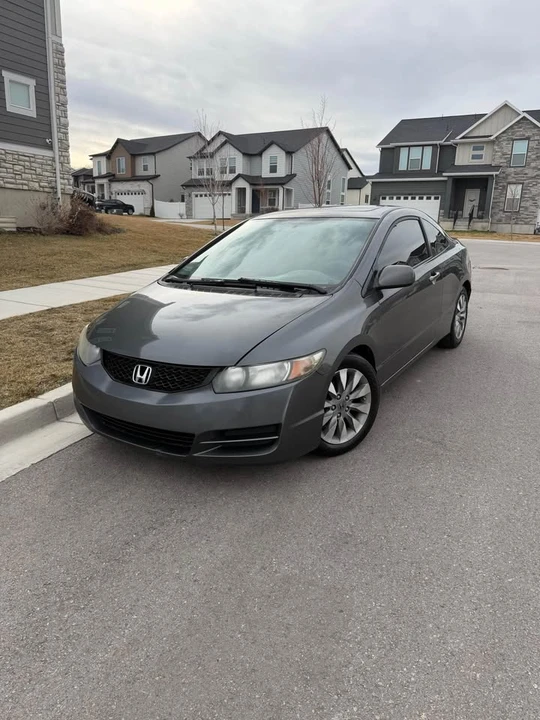 2011 Honda Civic 8th Gen - Image 2 of 14