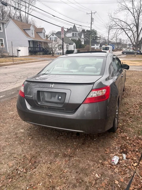 2011 Honda Civic 8th Gen - Image 4 of 4