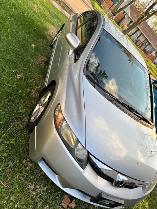 2011 Honda Civic 8th Gen - Image 8 of 8