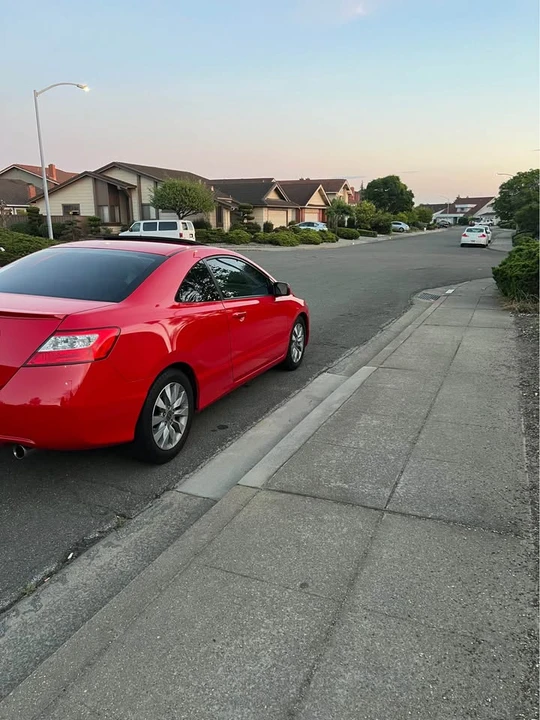 2011 Honda Civic 8th Gen - Image 4 of 6