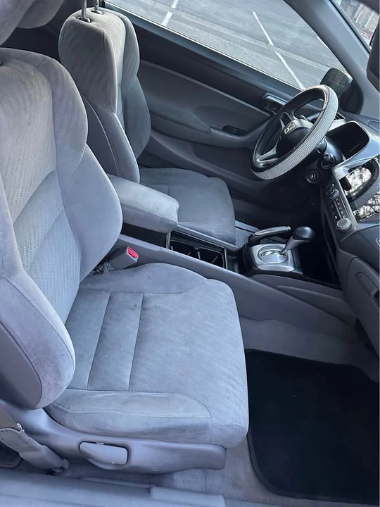 2011 Honda Civic 8th Gen - Image 7 of 11