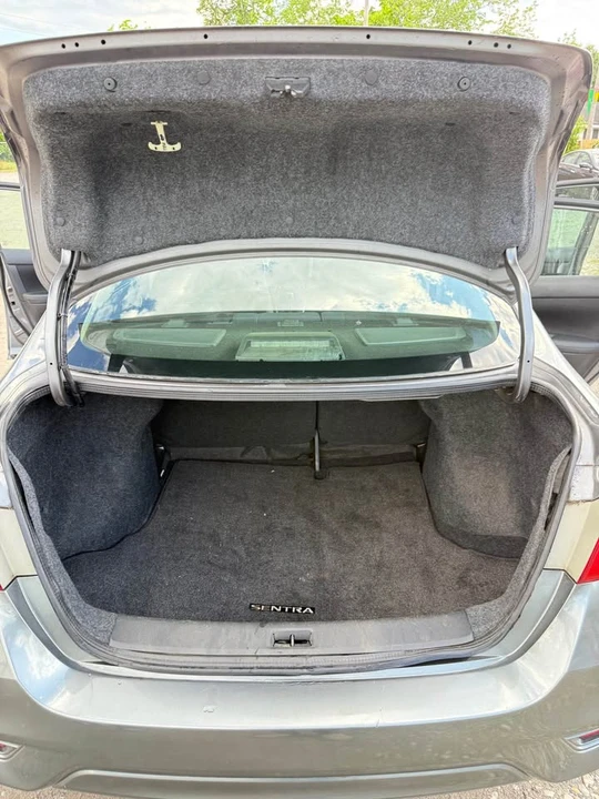 2011 Honda Civic 8th Gen - Image 2 of 11