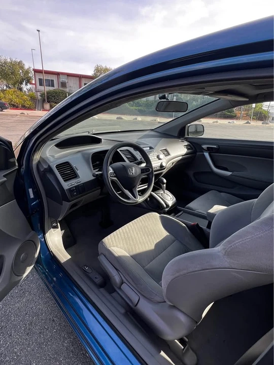 2011 Honda Civic 8th Gen - Image 7 of 10