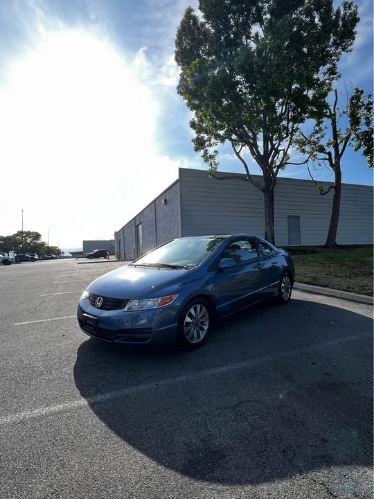 2011 Honda Civic 8th Gen - Image 3 of 10