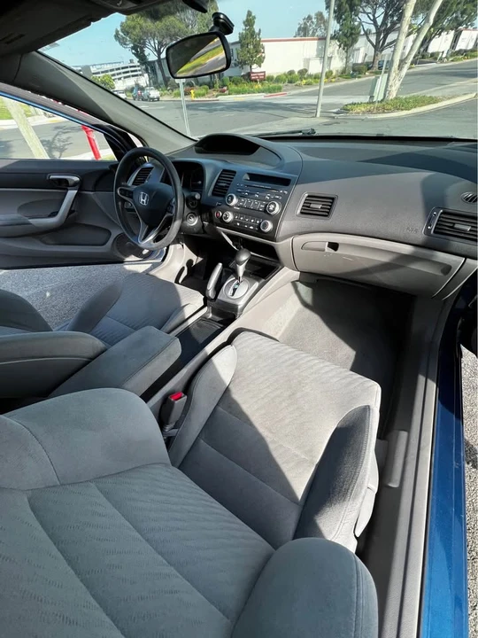 2011 Honda Civic 8th Gen - Image 10 of 10