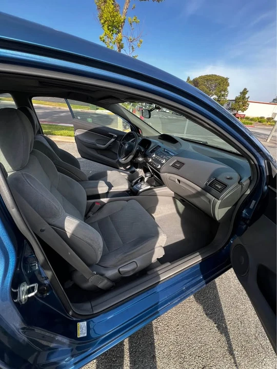 2011 Honda Civic 8th Gen - Image 9 of 10