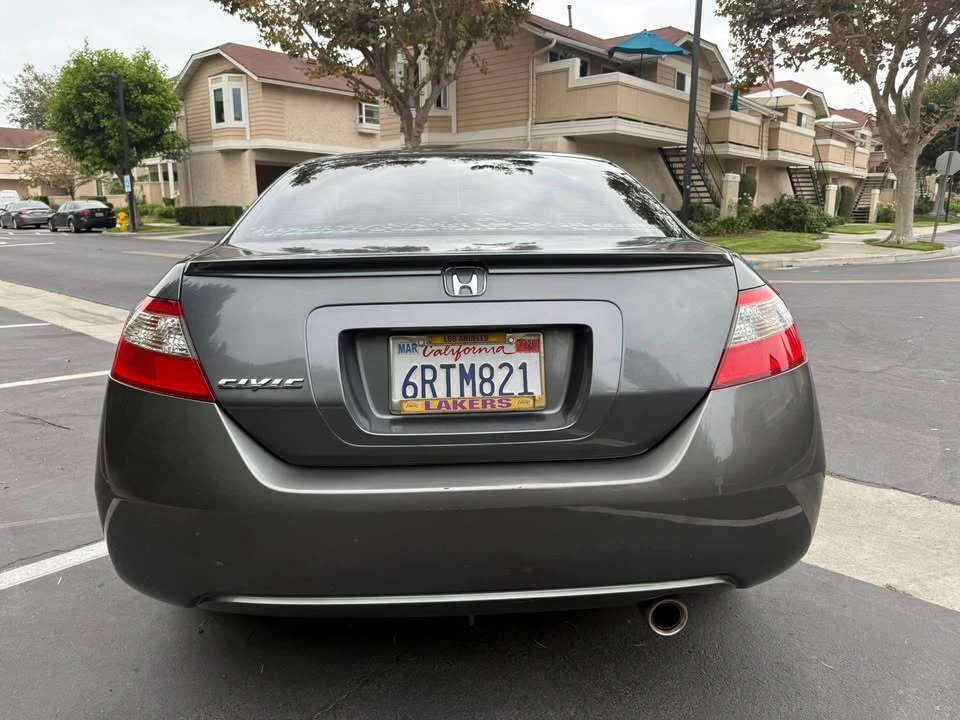 2011 Honda Civic 8th Gen - Image 8 of 14