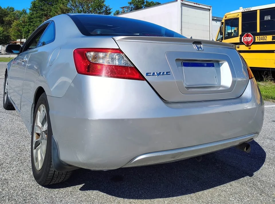 2011 Honda Civic 8th Gen - Image 7 of 16
