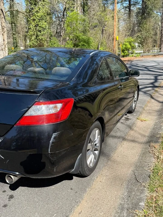 2011 Honda Civic 8th Gen - Image 9 of 13