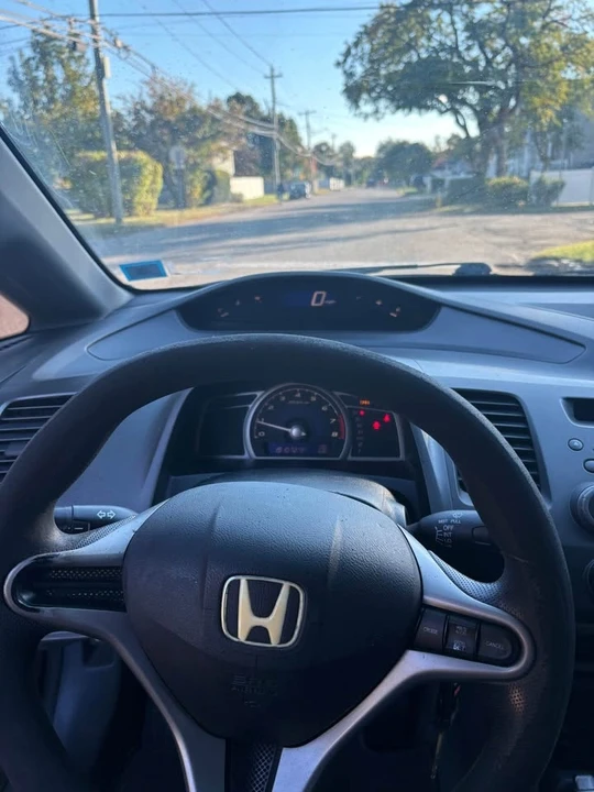 2011 Honda Civic 8th Gen - Image 5 of 10
