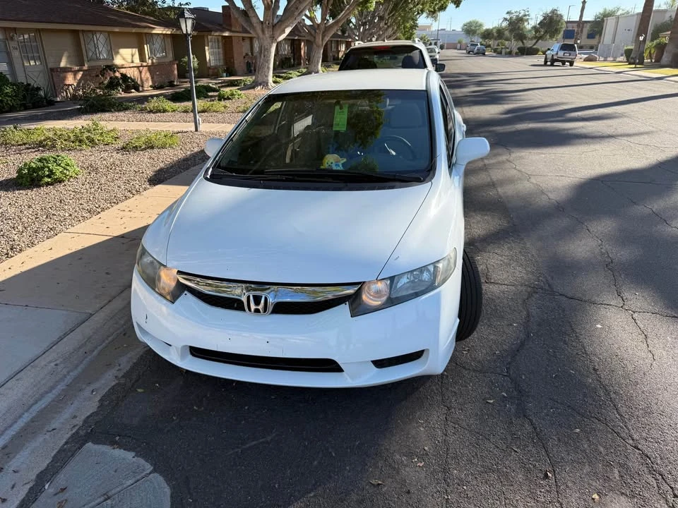 2011 Honda Civic 8th Gen - Image 4 of 4