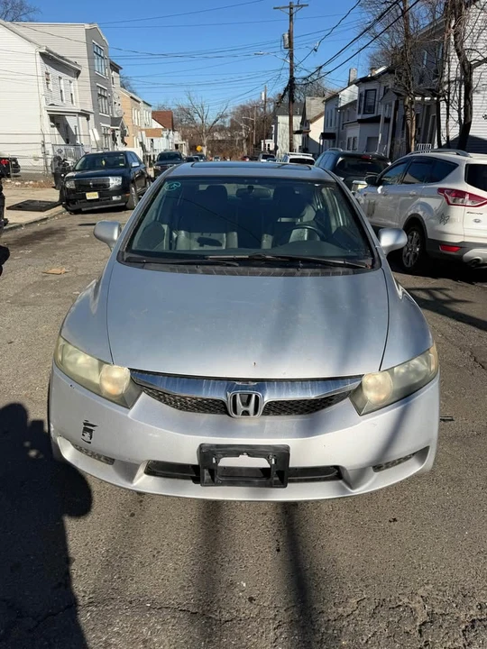 2011 Honda Civic 8th Gen - Image 4 of 7