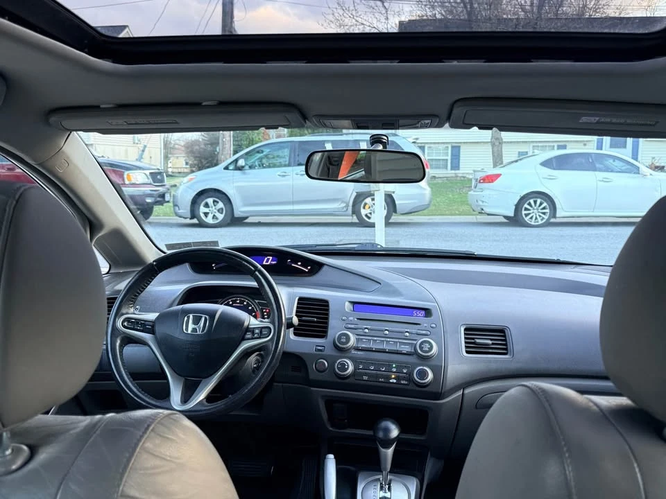 2011 Honda Civic 8th Gen - Image 14 of 17